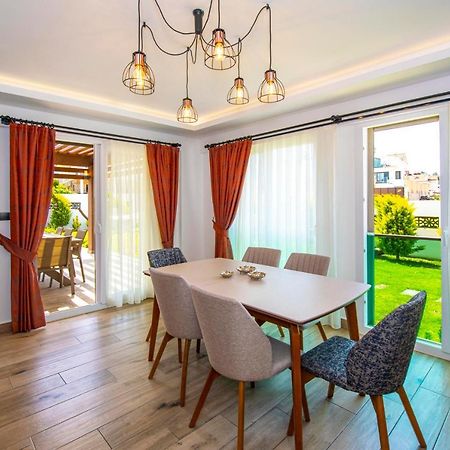 4 Beds, Luxury Holiday Villa In Hisaroenue Oeluedeniz Villa Mia Фетхие Экстерьер фото